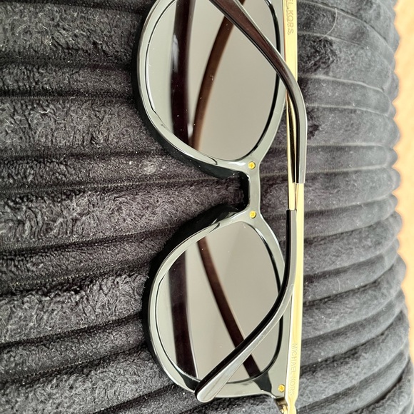 Michael Kors Sunglasses. - Picture 7 of 8